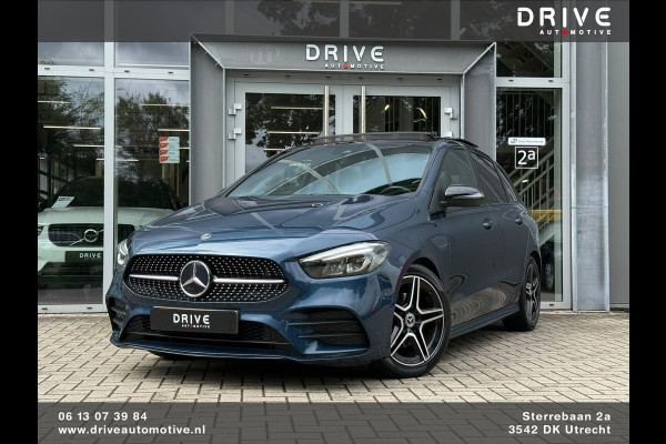 Mercedes-Benz B-Klasse 200 Bus. Solution AMG Night|Pano|Carplay|Sfeer|Cam|Trekhaak
