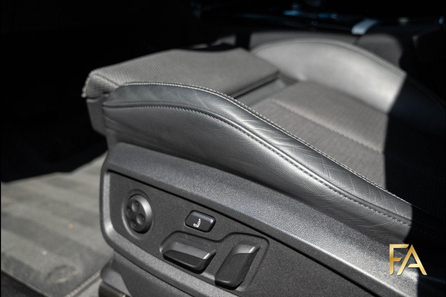 Audi Q5 55 TFSI e S edition Competition SLine|367PK|Headup|Luchtvering