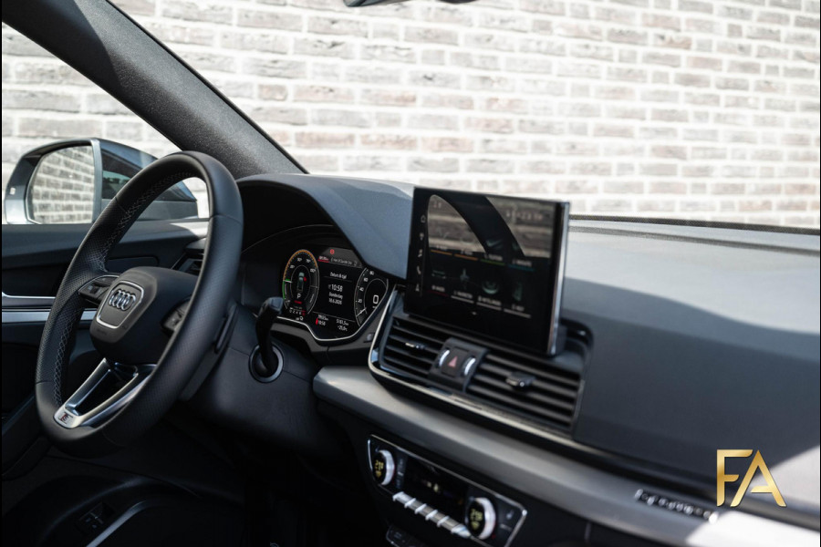 Audi Q5 55 TFSI e S edition Competition SLine|367PK|Headup|Luchtvering