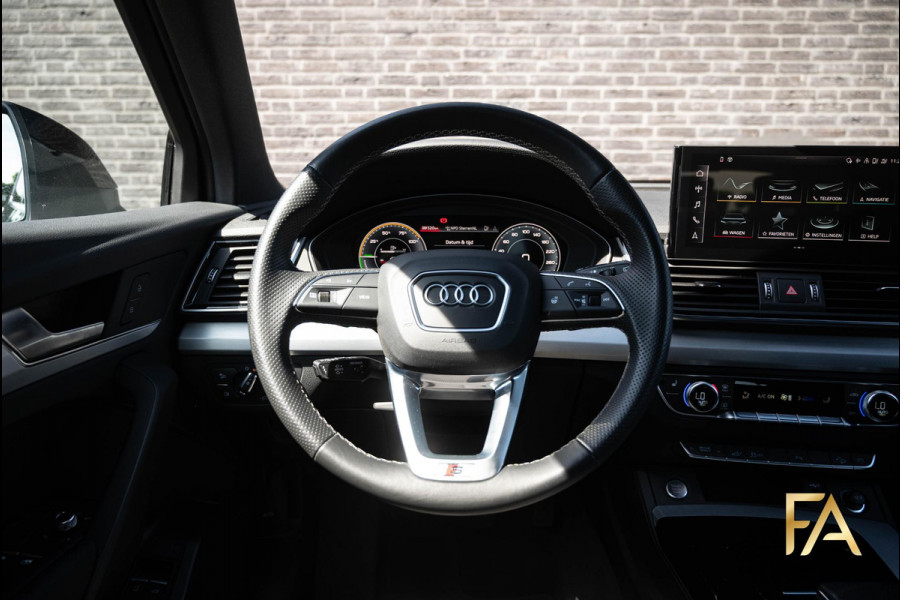 Audi Q5 55 TFSI e S edition Competition SLine|367PK|Headup|Luchtvering