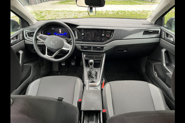 Volkswagen Polo 1.0 TSI Life Business | Adaptive cruise control | Privacy glass | Stoelverwarming | Camera