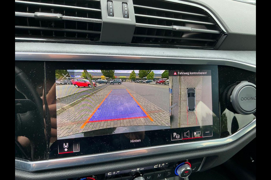Audi Q3 Sportback 45 TFSI e S Edition |  S-Line | Lederen bekleding | Trekhaak | 20 inch | Adaptive cruise control| Sonos 3D Premium sound | 360 graden camera's | Stoelverwarming