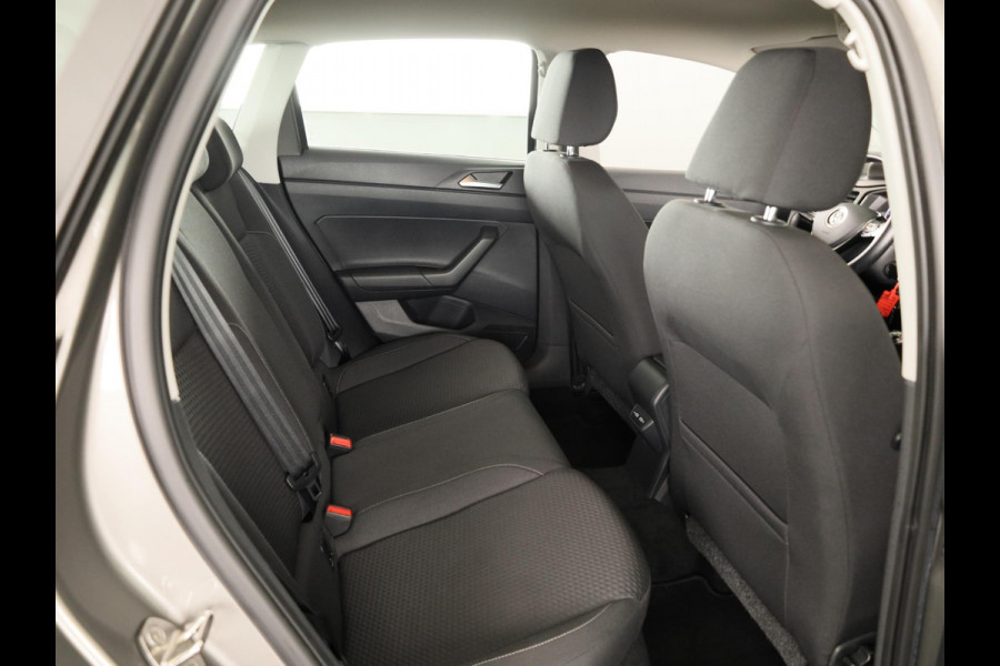 Volkswagen Polo 1.0 TSI Comfortline 95 pk | Navigatie | Parkeersensoren | Adaptieve cruise control | Apple Carplay/Android Auto |