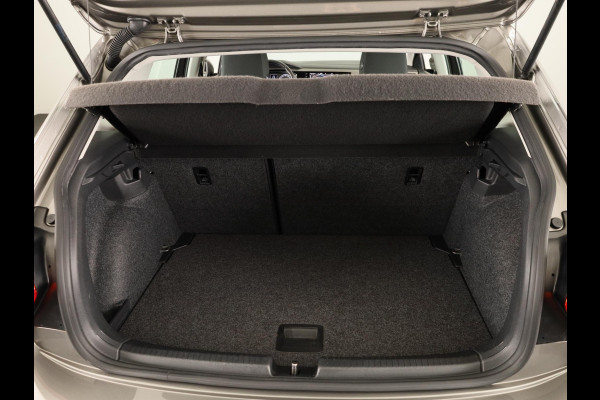 Volkswagen Polo 1.0 TSI Comfortline 95 pk | Navigatie | Parkeersensoren | Adaptieve cruise control | Apple Carplay/Android Auto |