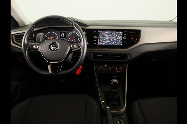 Volkswagen Polo 1.0 TSI Comfortline 95 pk | Navigatie | Parkeersensoren | Adaptieve cruise control | Apple Carplay/Android Auto |
