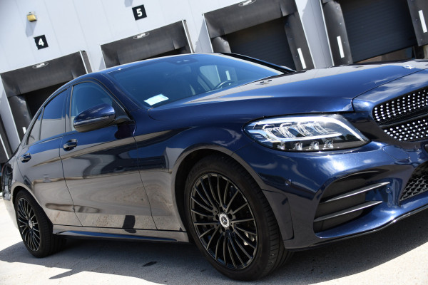 Mercedes-Benz C-Klasse 200 Premium Plus AMG Virtual, Cruise, Carplay, Stoelverwarming, Sfeer, Camera, 184pk, LED, Leder, Uniek!
