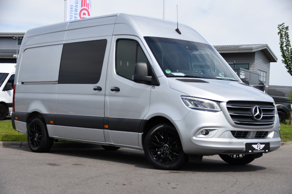 Mercedes-Benz Sprinter 316 2.2 CDI L2H2 DC PB Edition Adaptieve Cruise, Camera, Carplay, LED, 164pk, Stoelverwarming, Trekhaak, Automaat, 10,5'' Mbux, Standkachel, Uniek!