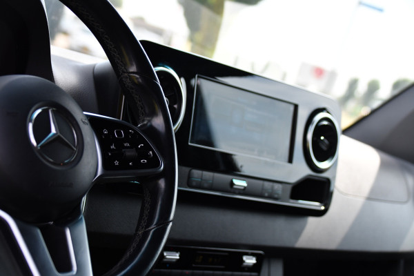 Mercedes-Benz Sprinter 316 2.2 CDI L2H2 DC PB Edition Adaptieve Cruise, Camera, Carplay, LED, 164pk, Stoelverwarming, Trekhaak, Automaat, 10,5'' Mbux, Standkachel, Uniek!
