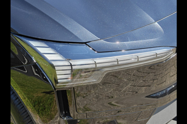 Volvo EX30 Extended Range 272PK Plus Europa 69 kWh | Climate pack | H&K | ACC | Blis | Elektr. stoel