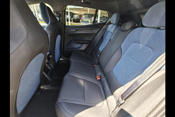 Volvo EX30 Extended Range 272PK Plus Europa 69 kWh | Climate pack | H&K | ACC | Blis | Elektr. stoel