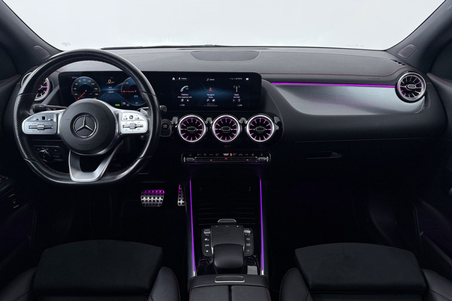 Mercedes-Benz EQA 250 Business Solution AMG 67 kWh (STOELVERWARMING, SFEERVERLICHTING, CAMERA, PARKEERSENSOREN)