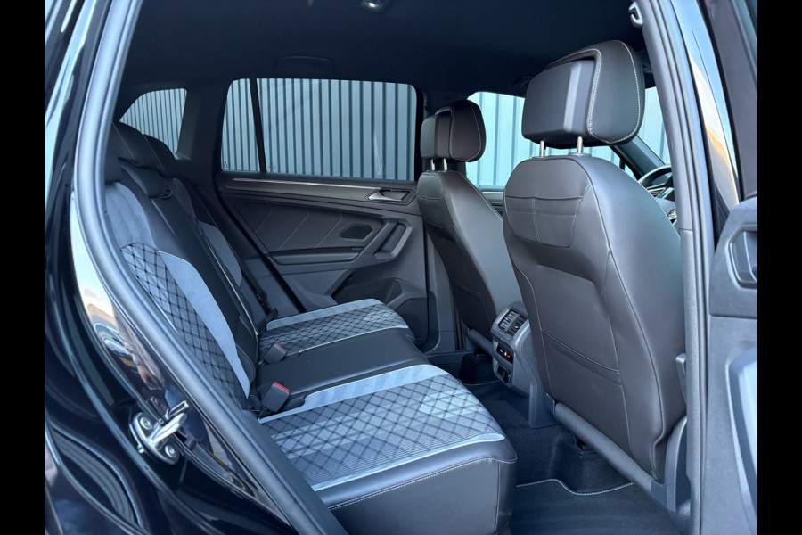 Volkswagen Tiguan 1.5 TSI R-Line Business | Black Style | Trekhaak wegkl. | Camera | IQ Light | Prijs Rijklaar!!