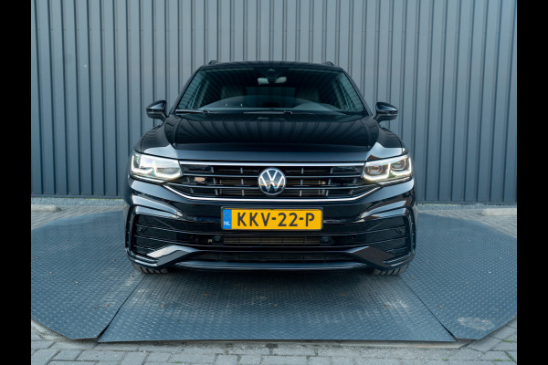 Volkswagen Tiguan 1.5 TSI R-Line Business | Black Style | Trekhaak wegkl. | Camera | IQ Light | Prijs Rijklaar!!
