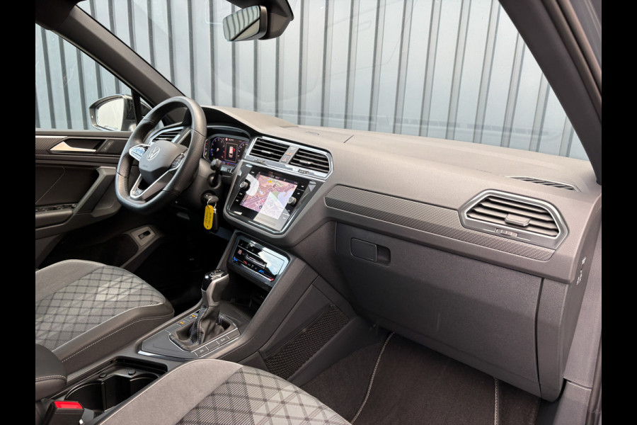 Volkswagen Tiguan 1.5 TSI R-Line Business+ | 360 Camera | Trekhaak wegkl. | 20'' | Allseason banden | Black Style | Prijs Rijklaar!!