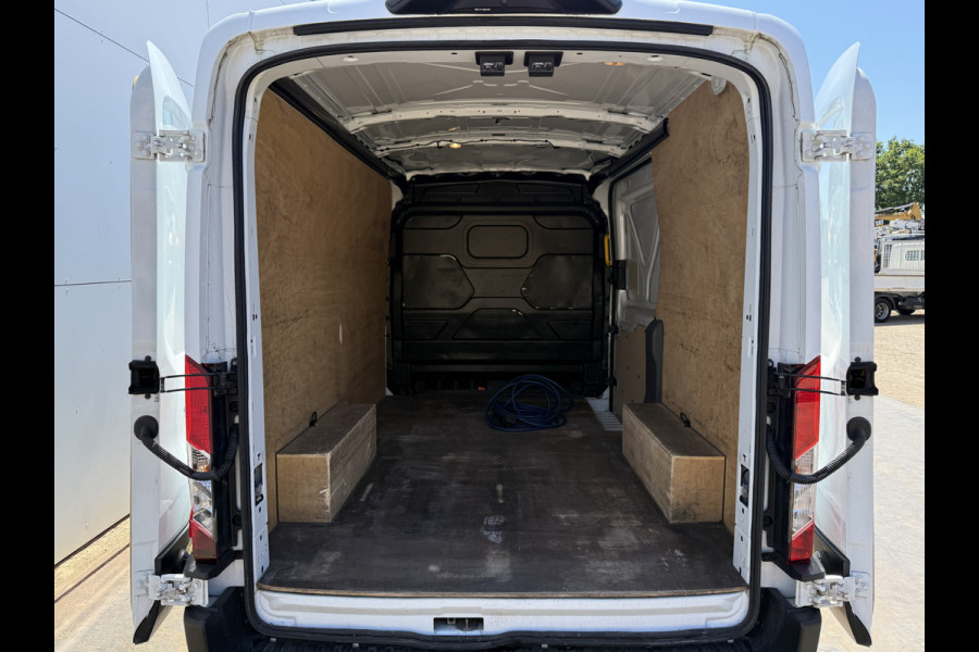 Ford E-Transit 68kWh 184PK L2H2 316km WLTP 94,9% (SOH) Climate Control Cruise Control CarPlay Navigatie Parkeersensoren v+a