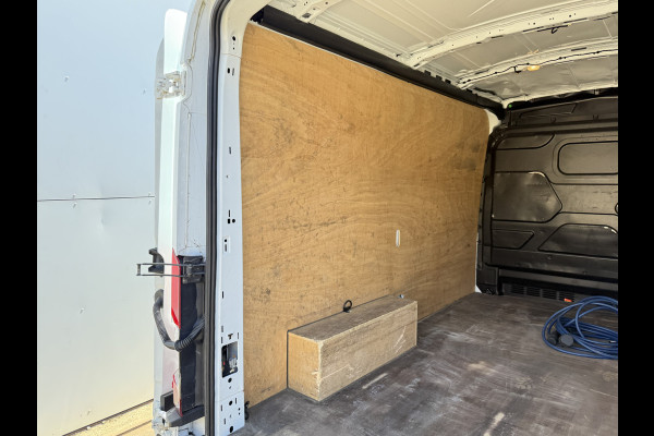 Ford E-Transit 68kWh 184PK L2H2 316km WLTP 94,9% (SOH) Climate Control Cruise Control CarPlay Navigatie Parkeersensoren v+a