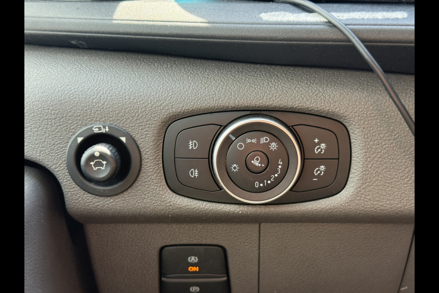 Ford E-Transit 68kWh 184PK L2H2 316km WLTP 94,9% (SOH) Climate Control Cruise Control CarPlay Navigatie Parkeersensoren v+a
