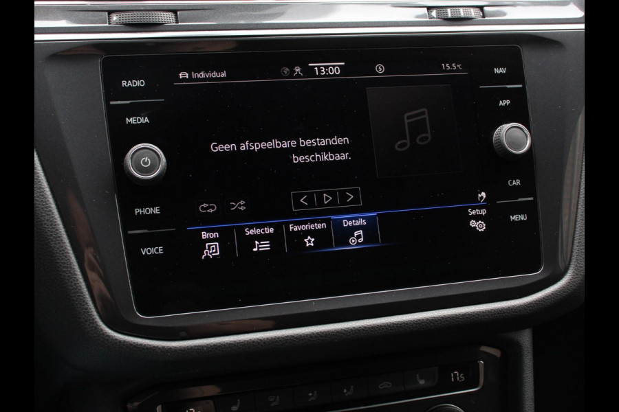 Volkswagen Tiguan Allspace 1.5 TSI Highline All-space 7p. Adaptive cruise control Climate control LED Parkeersensoren Panoramadak Achteruitrijd camera Trekhaak Navigatie Voorstoelen verwarmd Apple Carplay/ Android Auto