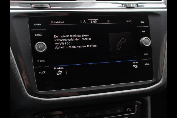Volkswagen Tiguan Allspace 1.5 TSI Highline All-space 7p. Adaptive cruise control Climate control LED Parkeersensoren Panoramadak Achteruitrijd camera Trekhaak Navigatie Voorstoelen verwarmd Apple Carplay/ Android Auto