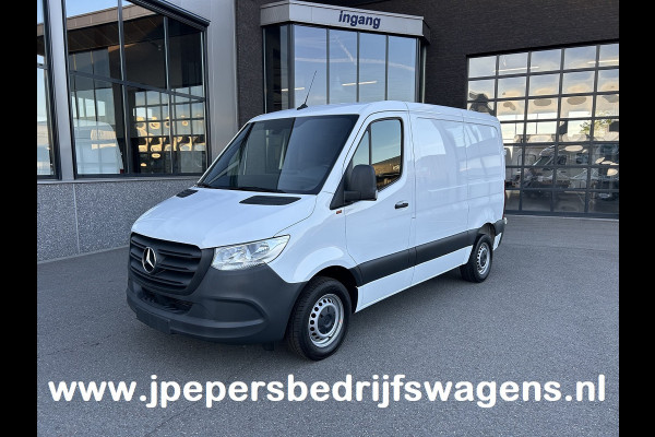 Mercedes-Benz Sprinter 215 CDI L1 H1 / Trekhaak / Cruise control / Airco / 270 Graden achterdeuren