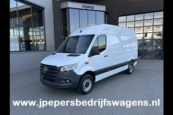 Mercedes-Benz Sprinter 317 CDI L2 H2 Pro LED / MBUX / Navigatie / Camera / Parkeersensoren / Cruise control / Airco / 270 Graden achterdeuren
