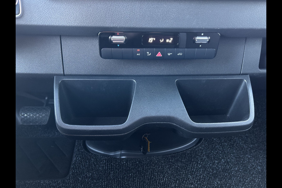 Mercedes-Benz Sprinter 317 CDI L2 H2 Pro LED / MBUX / Navigatie / Camera / Parkeersensoren / Cruise control / Airco / 270 Graden achterdeuren