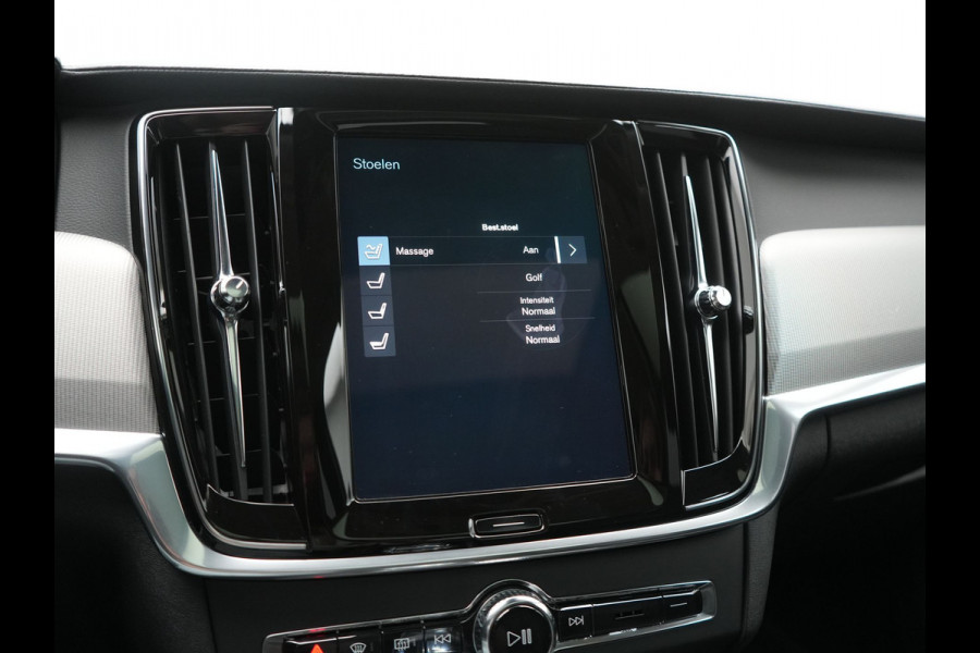 Volvo V90 T8 AWD Inscription PHEV 394pk Dealer O.H. | Trekhaak Af Fabriek | Panodak | Adaptive Cruise | Harman / Kardon | Head Up | Camera | Lederen Sportstoelen Massage & Ventilatie & Memory | Apple Carplay | Stuur Verwarmd | Blis | Plug In Hybrid |