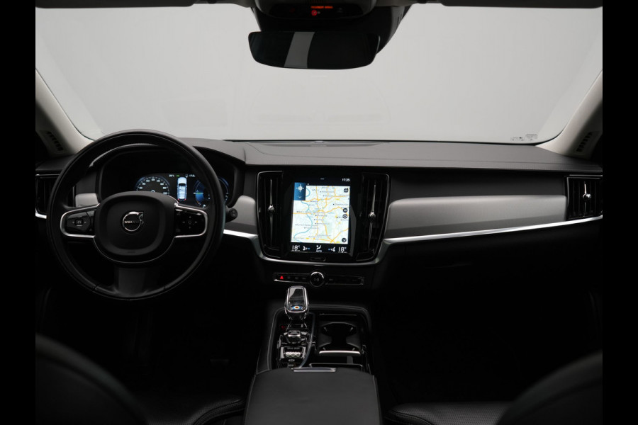 Volvo V90 T8 AWD Inscription PHEV 394pk Dealer O.H. | Trekhaak Af Fabriek | Panodak | Adaptive Cruise | Harman / Kardon | Head Up | Camera | Lederen Sportstoelen Massage & Ventilatie & Memory | Apple Carplay | Stuur Verwarmd | Blis | Plug In Hybrid |