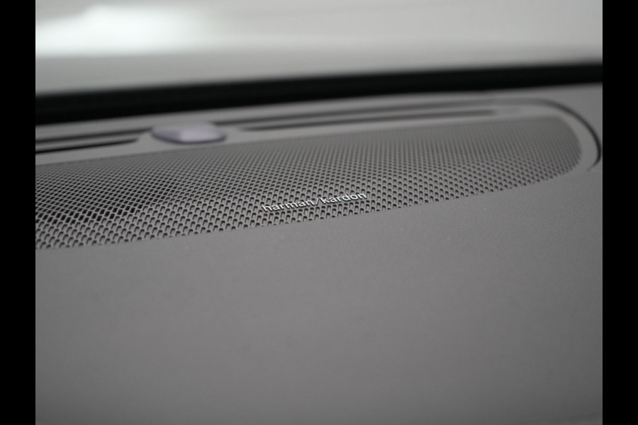 Volvo V90 T8 AWD Inscription PHEV 394pk Dealer O.H. | Trekhaak Af Fabriek | Panodak | Adaptive Cruise | Harman / Kardon | Head Up | Camera | Lederen Sportstoelen Massage & Ventilatie & Memory | Apple Carplay | Stuur Verwarmd | Blis | Plug In Hybrid |