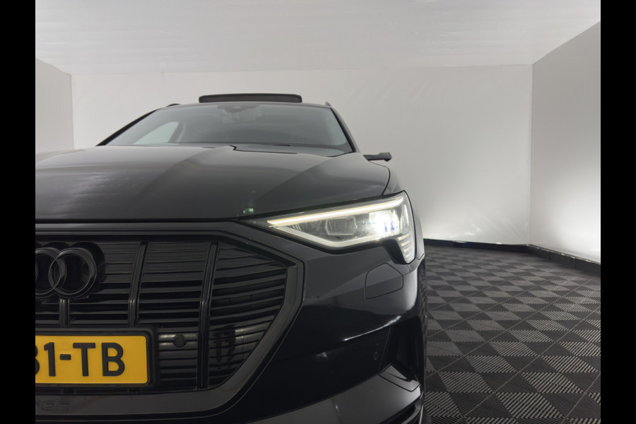 Audi e-tron 55 Quattro Advanced 95 kWh [ 3-Fase-11kW ] {SoH-91%} (INCL-BTW) *PANO | LEATHER | BANG&OLUFSEN | VIRTUAL-MIRRORS | HEAD-UP |  ADAPTIVE-CRUISE | FULL-LED | DIGI-COCKPIT | KEYLESS | MEMORY-PACK | TOPVIEW | HEATED-SPORTSEATS |  22''ALU*