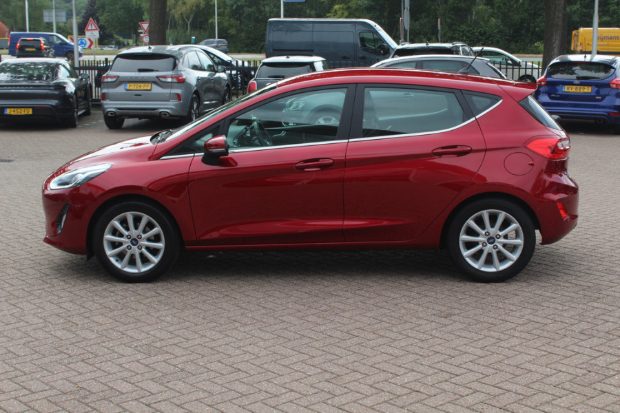 Ford Fiesta 1.0 EcoBoost Titanium / Trekhaak / Camera / Navigatie / 16'' / B&O / DAB / Stoel+Stuurverwarming / Cruise Control Adaptief