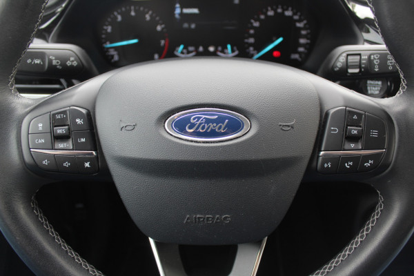 Ford Fiesta 1.0 EcoBoost Titanium / Trekhaak / Camera / Navigatie / 16'' / B&O / DAB / Stoel+Stuurverwarming / Cruise Control Adaptief