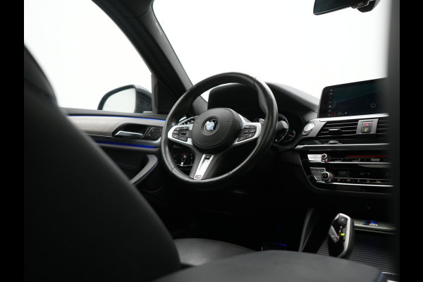 BMW X4 M40i M Sport 354pk | Trekhaak Af Fabriek | Panodak | Head Up | Adaptive Cruise | 360 Camera | Adaptief Onderstel | Lederen Sportstoelen Memory & Verwarmd | 21"L.M | Keyless | Blis | Sfeerverlichting | Apple Carplay |