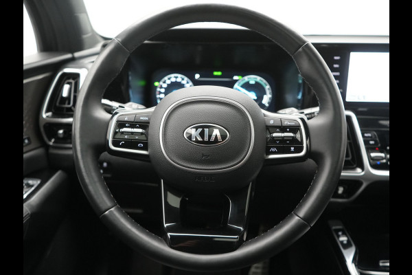Kia Sorento 1.6 T-GDI 4WD ExecutiveLine PHEV 265pk Dealer O.H. | Trekhaak Afn. | Panodak | Adaptive Cruise | Head Up | 360 Camera | Bose Audio | Luxe Lederen Comfortstoelen Memory & Ventilatie | Stoelen & Stuur Verwarmd | Blis | Keyless | Plug In Hybrid