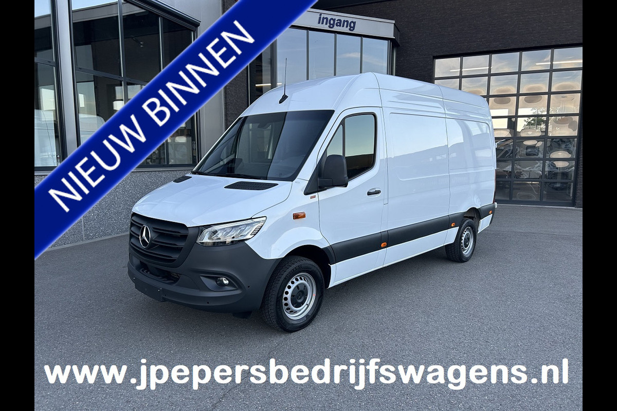 Mercedes-Benz Sprinter 317 CDI L2 H2 Pro LED / MBUX / Navigatie / Camera / Parkeersensoren / Cruise control / Airco / 270 Graden achterdeuren