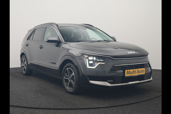 Kia Niro 1.6 GDi DynamicLine PHEV 182pk Dealer O.H. | Trekhaak Afn. | Adaptive Cruise | Camera | Sportstoelen & Stuur Verwarmd | Sfeerverlichting | Keyless | Apple Carplay | Navigatie | DAB | Plug In Hybrid |