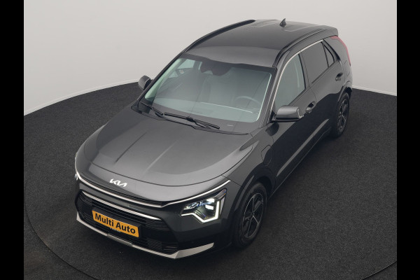 Kia Niro 1.6 GDi DynamicLine PHEV 182pk Dealer O.H. | Trekhaak Afn. | Adaptive Cruise | Camera | Sportstoelen & Stuur Verwarmd | Sfeerverlichting | Keyless | Apple Carplay | Navigatie | DAB | Plug In Hybrid |