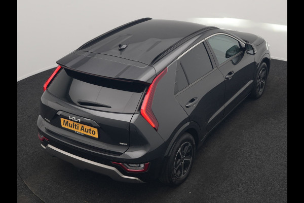 Kia Niro 1.6 GDi DynamicLine PHEV 182pk Dealer O.H. | Trekhaak Afn. | Adaptive Cruise | Camera | Sportstoelen & Stuur Verwarmd | Sfeerverlichting | Keyless | Apple Carplay | Navigatie | DAB | Plug In Hybrid |