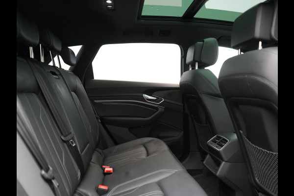 Audi Q8 e-tron 55 Quattro S Edition 114 kWh 408pk Dealer O.H. | Panodak | Luchtvering | Adaptive Cruise | Head Up | Bang & Olufsen | 360 Camera | Lederen Sportstoelen Verwarmd | Matrix LED | Keyless | Apple Carplay | Navigatie | DAB |