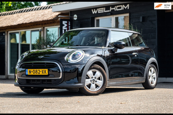 MINI Mini 1.5 One Essential I NAP I Navigatie I Climate I Cruise I Dealeronderhouden I 1e Eigenaar I BTW Auto