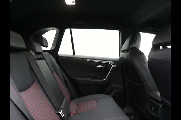 Toyota RAV4 FACELIFT 2.5 Style PHEV 306pk Dealer O.H. | Trekhaak Afn. | Adaptive Cruise | Camera | Apple Carplay | Sportstoelen & Stuur Verwarmd | Keyless | Blis | DAB | 19"L.M | Plug In Hybrid |