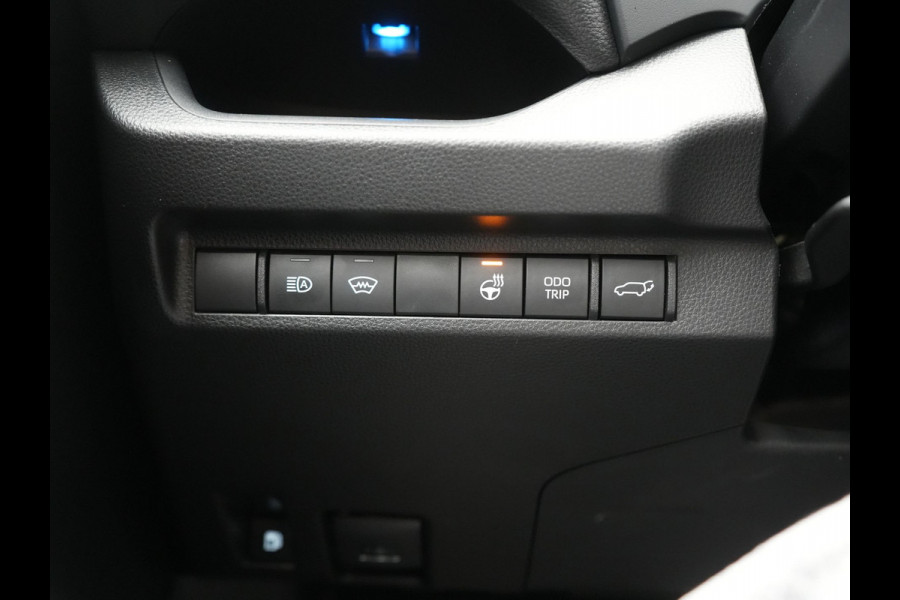 Toyota RAV4 FACELIFT 2.5 Style PHEV 306pk Dealer O.H. | Trekhaak Afn. | Adaptive Cruise | Camera | Apple Carplay | Sportstoelen & Stuur Verwarmd | Keyless | Blis | DAB | 19"L.M | Plug In Hybrid |
