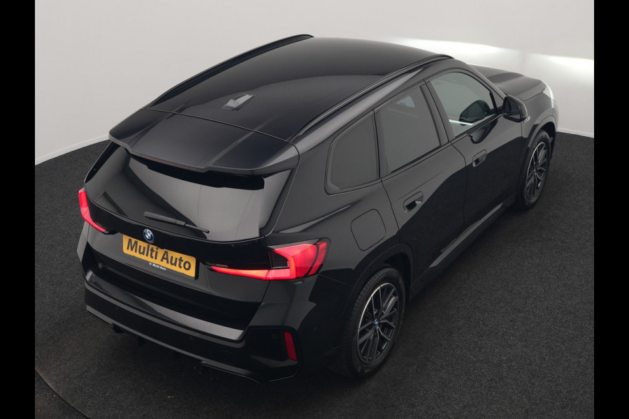 BMW X1 xDrive25e M Sport PHEV 245pk Dealer O.H. | Trekhaak Af Fabriek | Camera | Alcantara Sportstoelen Memory & Verwarmd | Adaptief Onderstel | Keyless | Sfeerverlichting | Adaptive LED | Widescreen Navi | DAB | Plug In Hybrid |