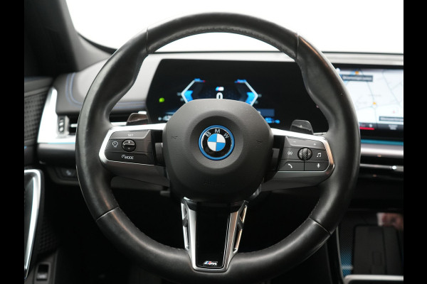 BMW X1 xDrive25e M Sport PHEV 245pk Dealer O.H. | Trekhaak Af Fabriek | Camera | Alcantara Sportstoelen Memory & Verwarmd | Adaptief Onderstel | Keyless | Sfeerverlichting | Adaptive LED | Widescreen Navi | DAB | Plug In Hybrid |