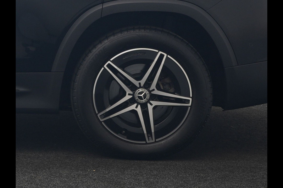 Mercedes-Benz EQB 300 4MATIC AMG Line 69,7 kWh 228pk Dealer O.H. | Trekhaak Af Fabriek | Camera | MBUX Widescreen Navi | Alcantara Sportstoelen Verwarmd | Sfeerverlichting | Night Pakket | Cruise Control | Virtual | DAB |