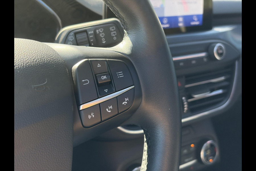 Ford FOCUS Wagon 1.0 EcoBoost Hybrid Active X Business 126.500 KM | Trekhaak | Navigatie | Panorama Dak