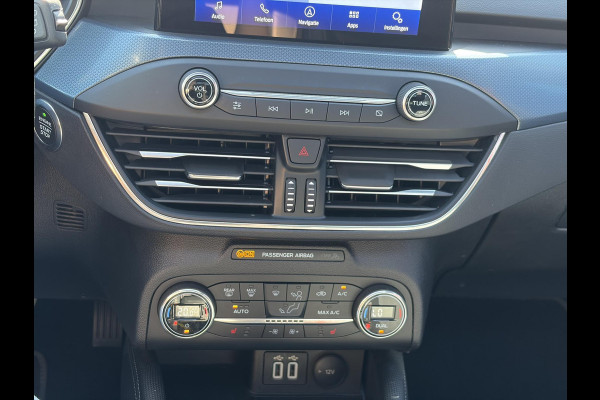 Ford FOCUS Wagon 1.0 EcoBoost Hybrid Active X Business 126.500 KM | Trekhaak | Navigatie | Panorama Dak