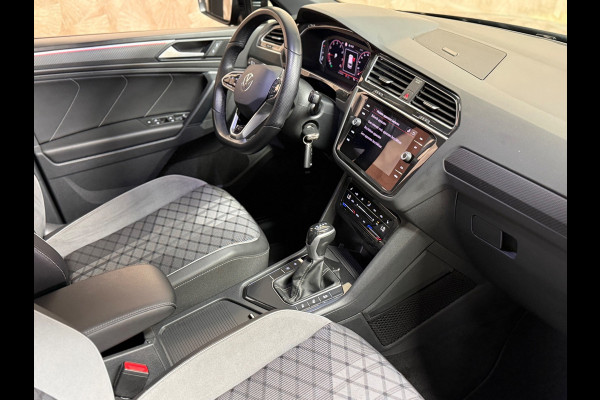 Volkswagen Tiguan 1.5 TSI Elegance | R line | Pano | Trekhaak | Stoel/Stuurverwarming | Carplay | Led