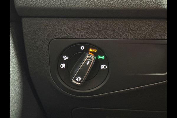 Volkswagen Tiguan 1.5 TSI Elegance | R line | Pano | Trekhaak | Stoel/Stuurverwarming | Carplay | Led