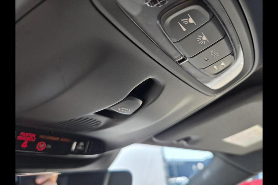 Volvo XC40 1.5 T5 Recharge R-Design NL-AUTO | PANODAK | TREKHAAK | 1/2 LEDER